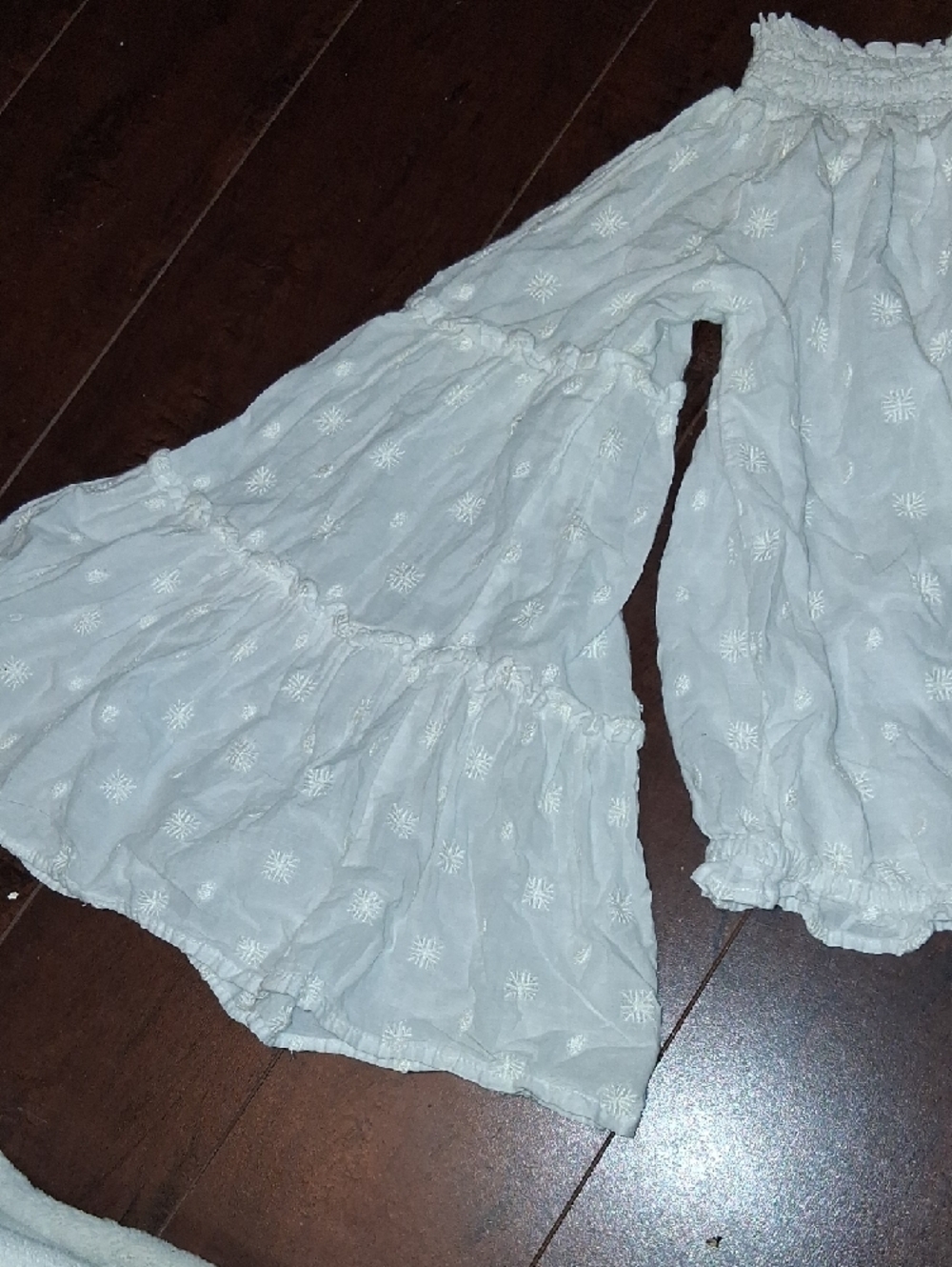 Zara Cream Off-the-Shoulder Textured Floral Blouse - Picture 2 of 4